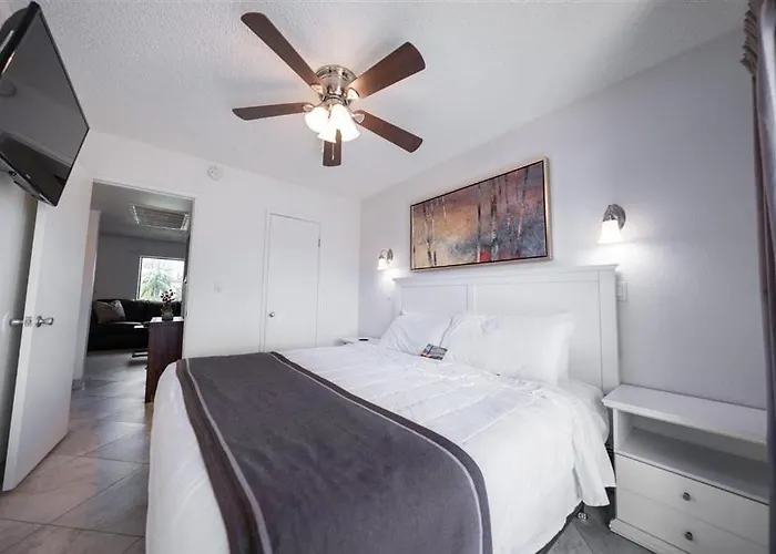 140 Fully Furnished, Wifi Included