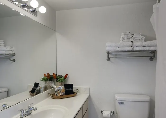 140 Fully Furnished, Wifi Included Apartment